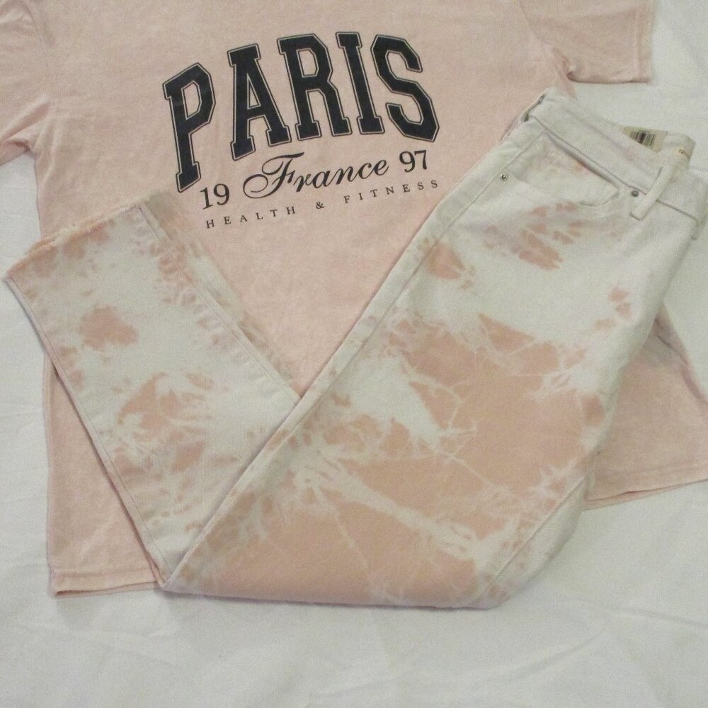 LEVI’S TYE DYE JEANS – 8 –W29 – NWT